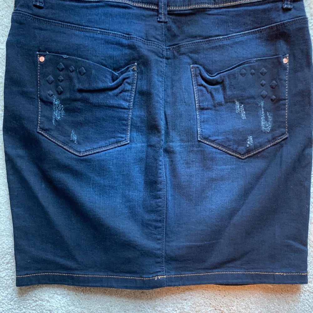 Promod skirts - Picture 2 of 6